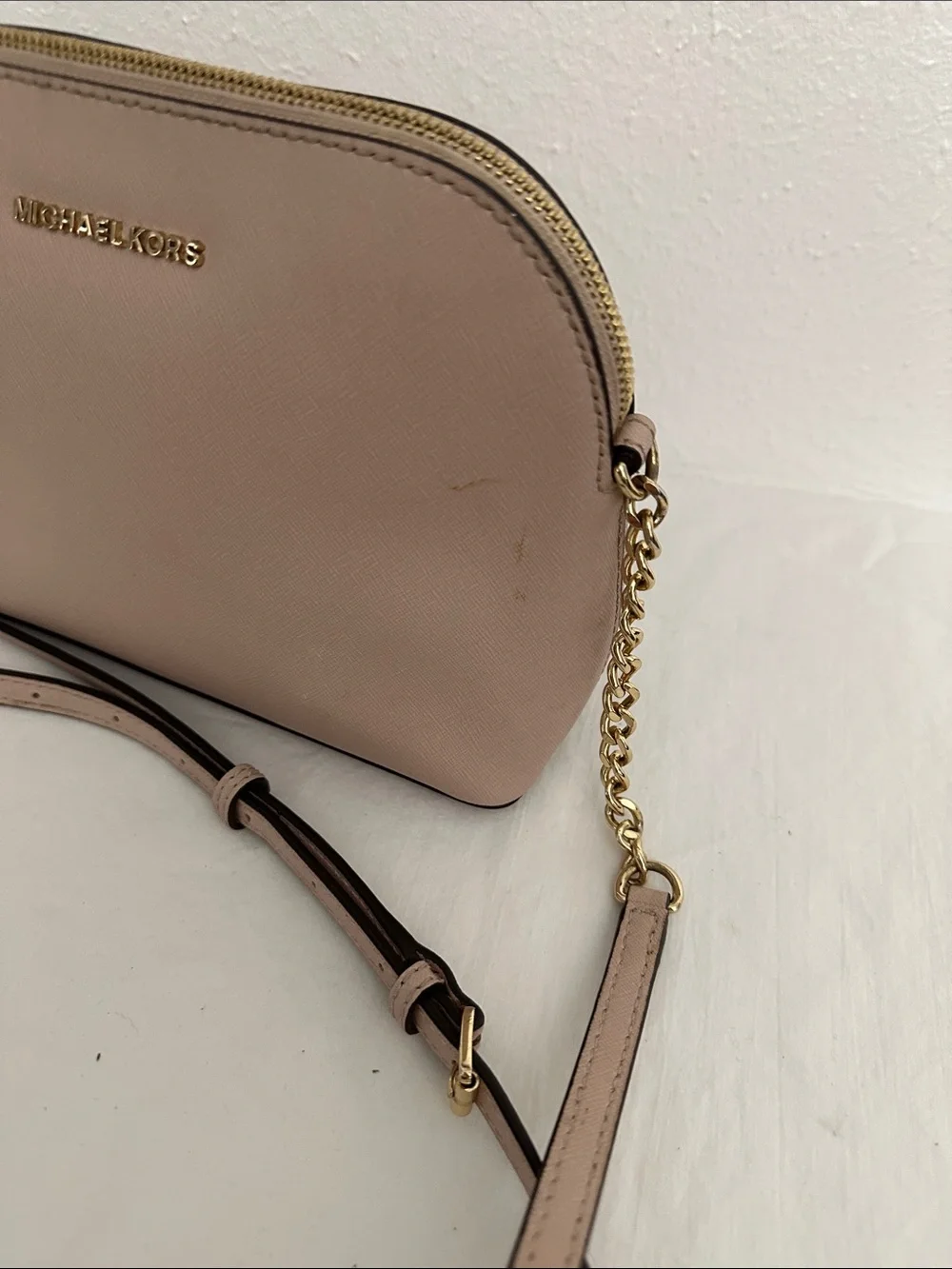 Michael Kors Chain Crossbody bag